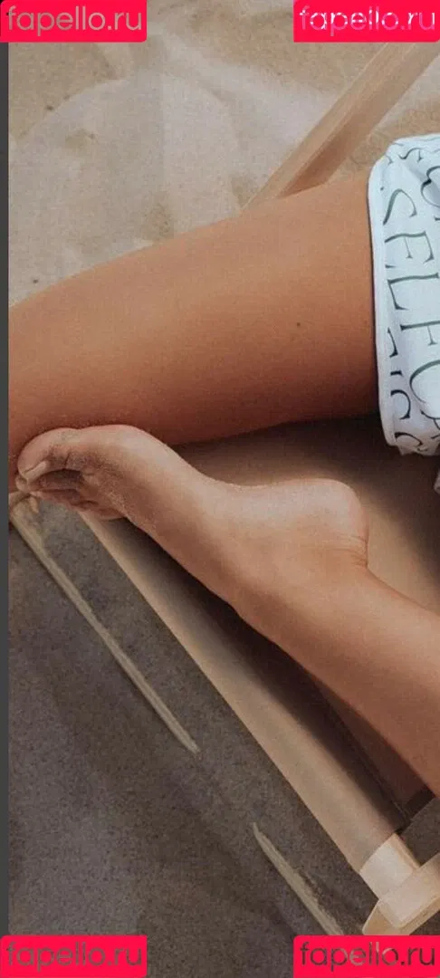Julia Wieniawa Onlyfans Photo Gallery 