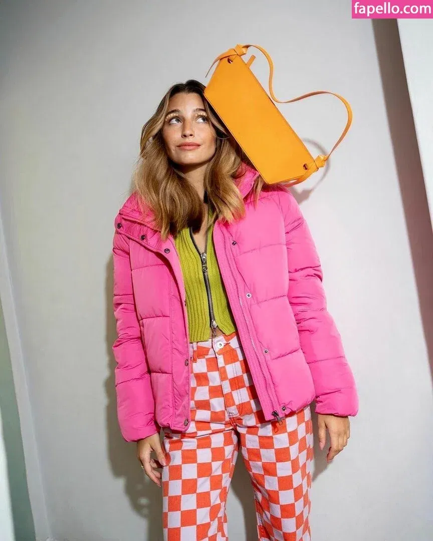 Julia Wieniawa Onlyfans Photo Gallery 