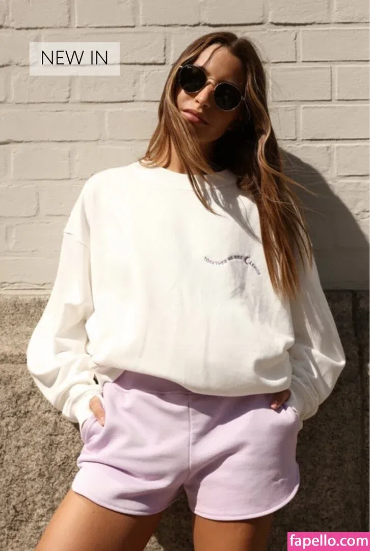 Julia Wieniawa Onlyfans Photo Gallery 