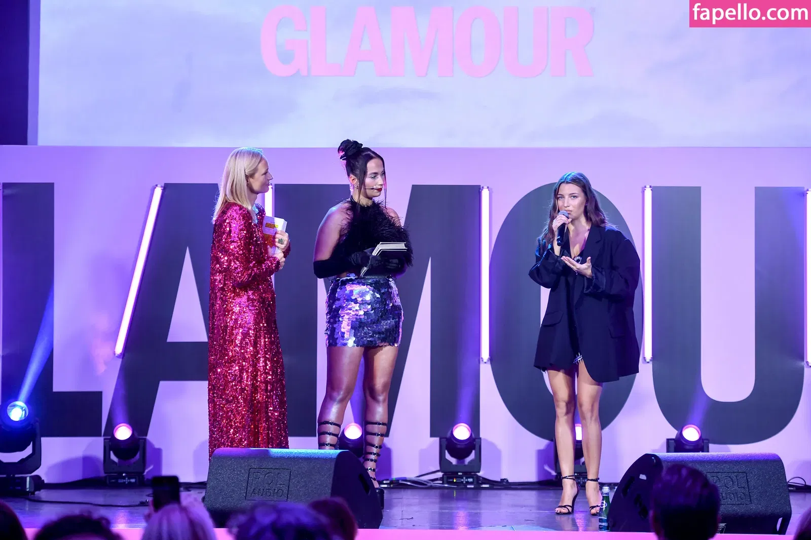 Julia Wieniawa Onlyfans Photo Gallery 