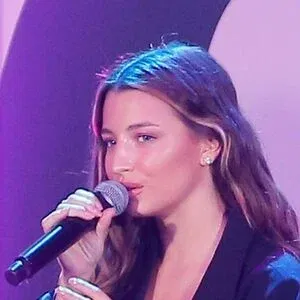 Julia Wieniawa Onlyfans Photo Gallery 