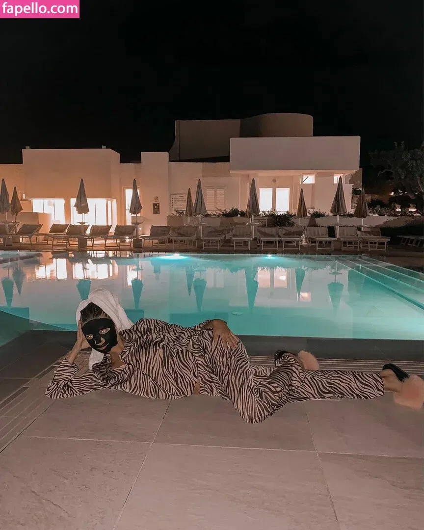 Julia Wieniawa Onlyfans Photo Gallery 