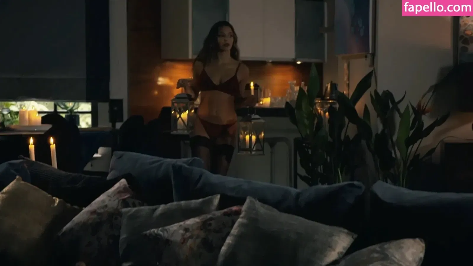 Julia Wieniawa Onlyfans Photo Gallery 