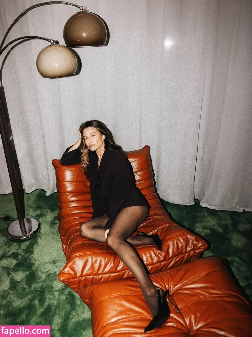 Julia Wieniawa Onlyfans Photo Gallery 