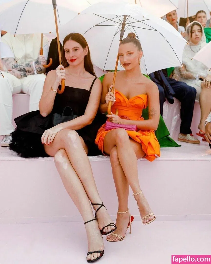 Julia Wieniawa Onlyfans Photo Gallery 