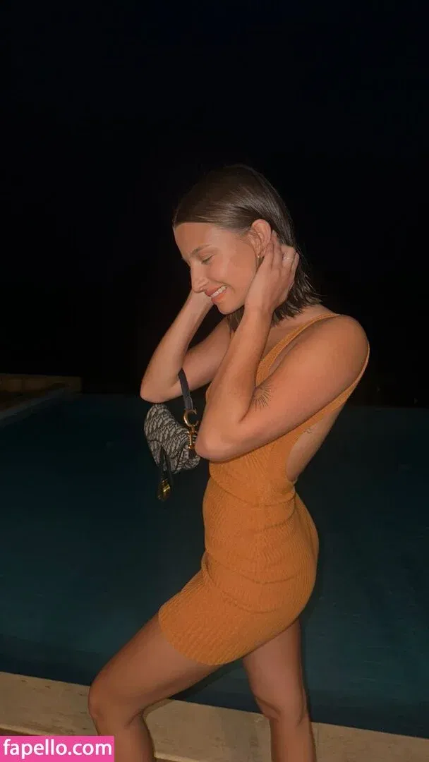 Julia Wieniawa Onlyfans Photo Gallery 