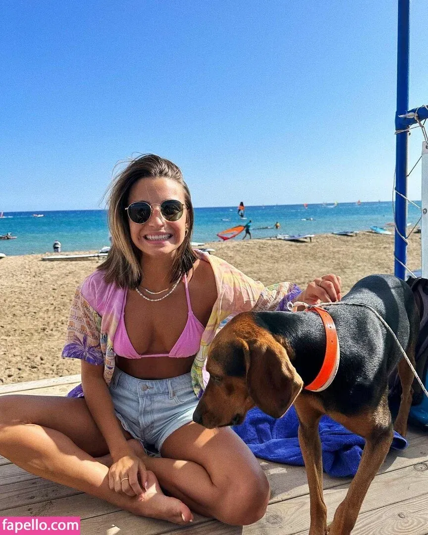 Julia Wieniawa Onlyfans Photo Gallery 