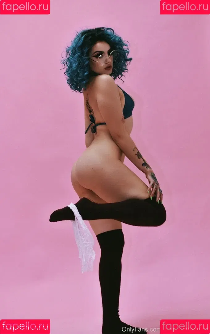 KrispyKremeRose Onlyfans Photo Gallery 