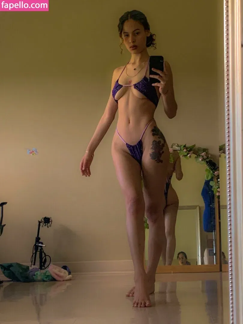 Theesolequeen Onlyfans Photo Gallery 