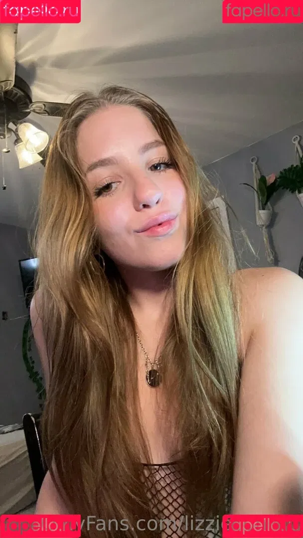 lizzieconrad Onlyfans Photo Gallery 