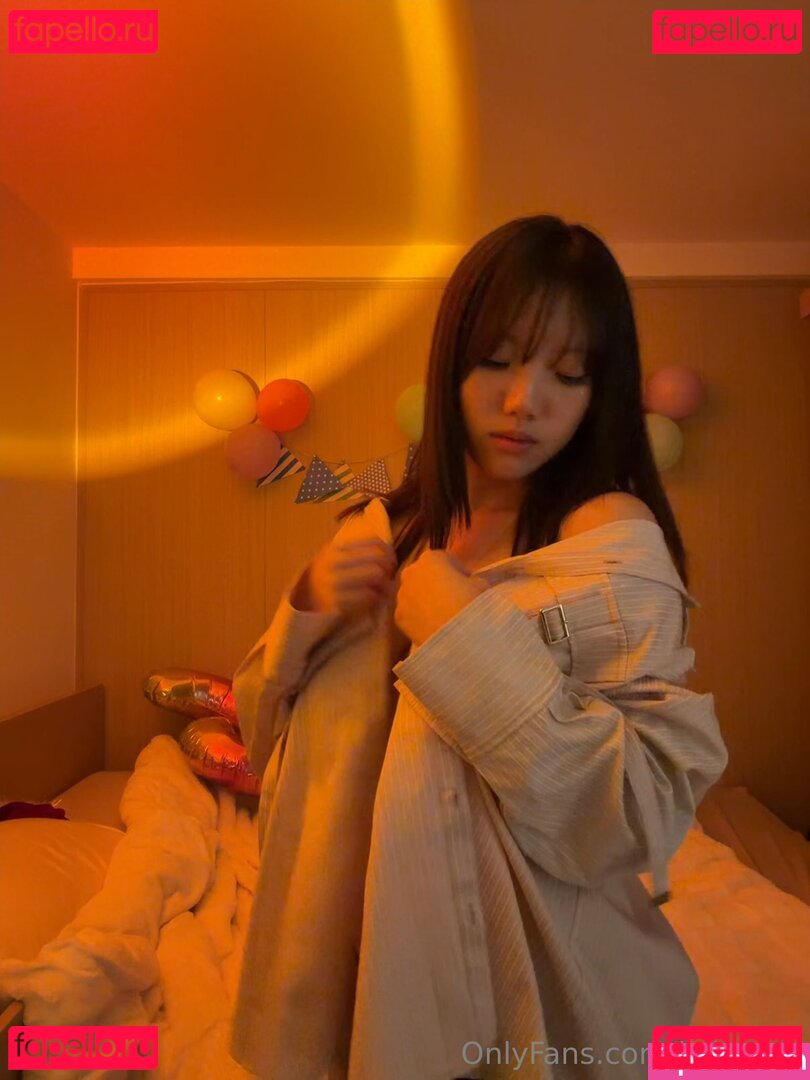 Lia Kuroki Nude Onlyfans Photo 8