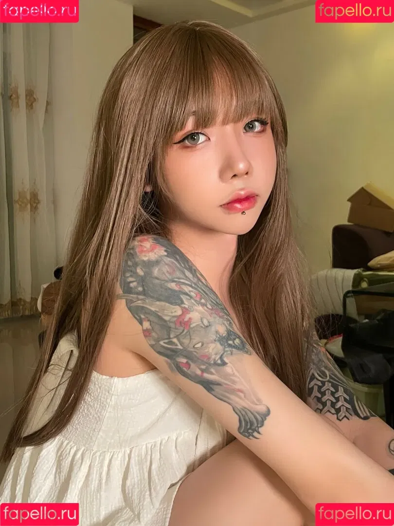 shiliuyelei Onlyfans Photo Gallery 
