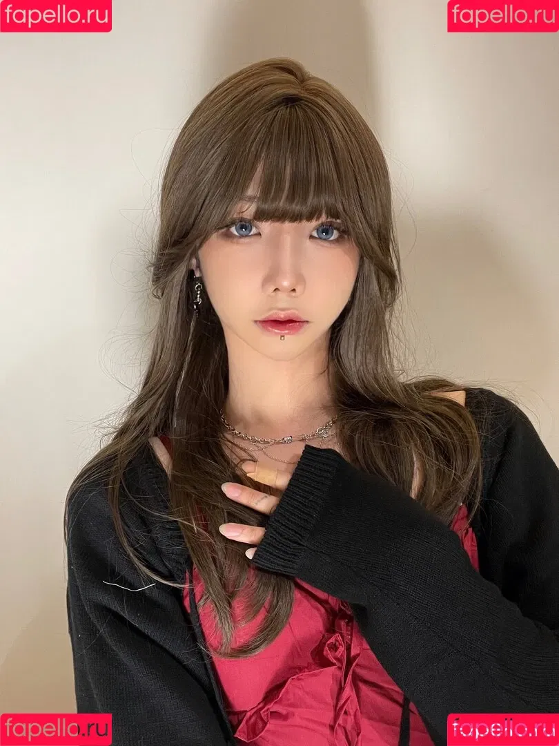 shiliuyelei Onlyfans Photo Gallery 