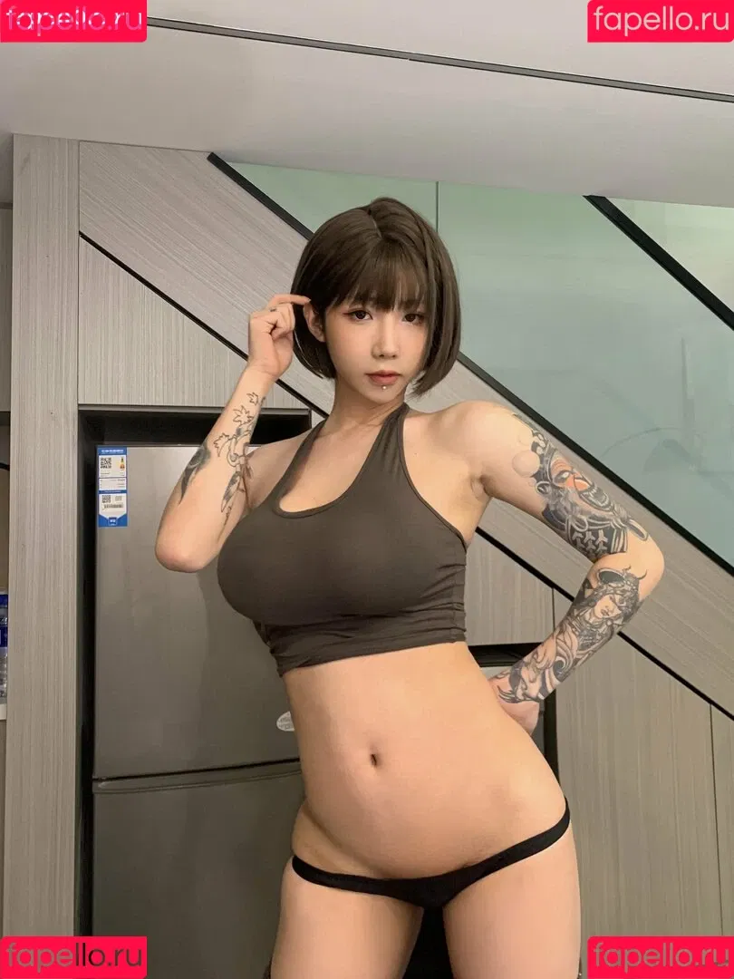 shiliuyelei Onlyfans Photo Gallery 