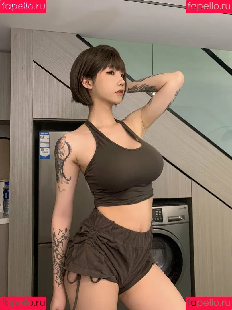 shiliuyelei Onlyfans Photo Gallery 