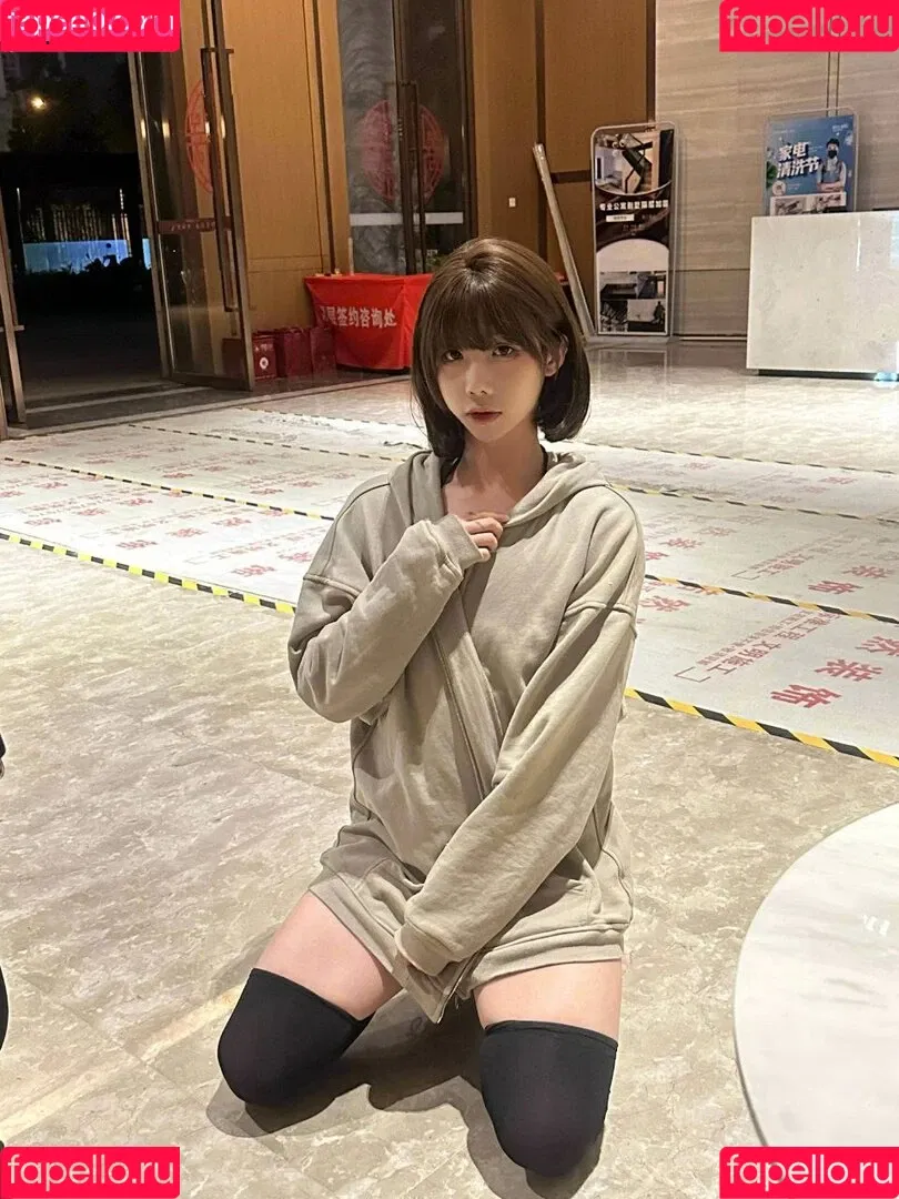 shiliuyelei Onlyfans Photo Gallery 