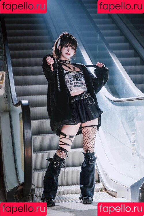 shiliuyelei Onlyfans Photo Gallery 