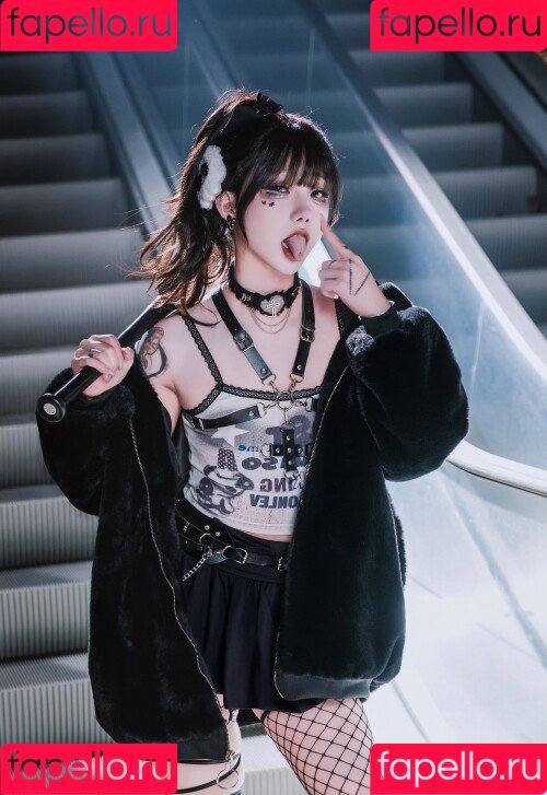 shiliuyelei Onlyfans Photo Gallery 