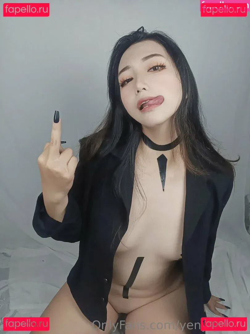 yenyenuwu Onlyfans Photo Gallery 