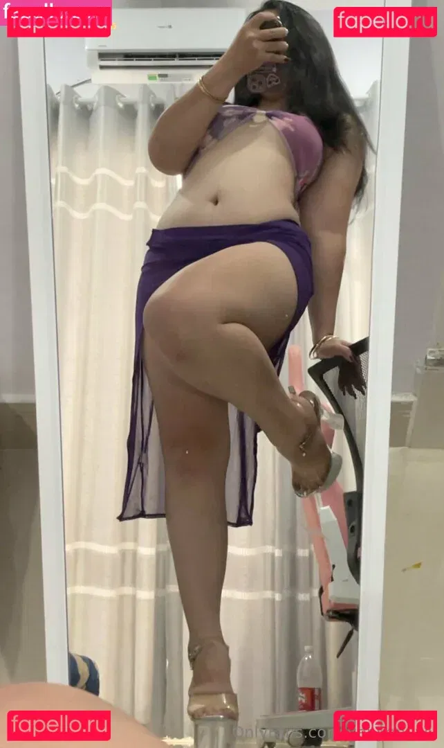 yenyenuwu Onlyfans Photo Gallery 