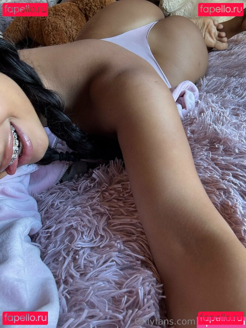 elenamarsofficial Nude Onlyfans Photo 19