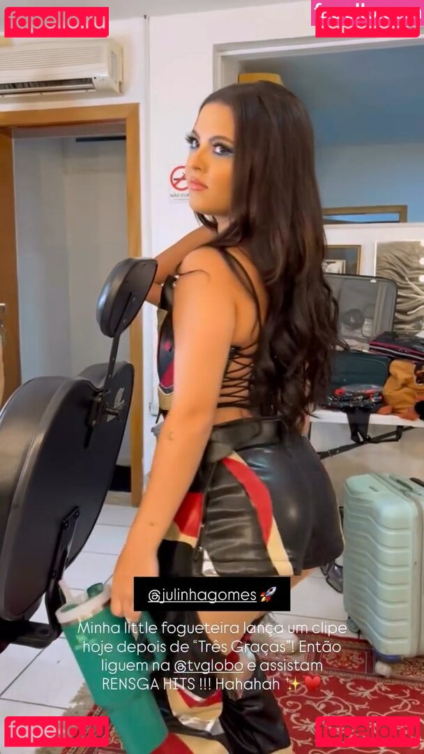 Julia Gomes Nude Onlyfans Photo 19