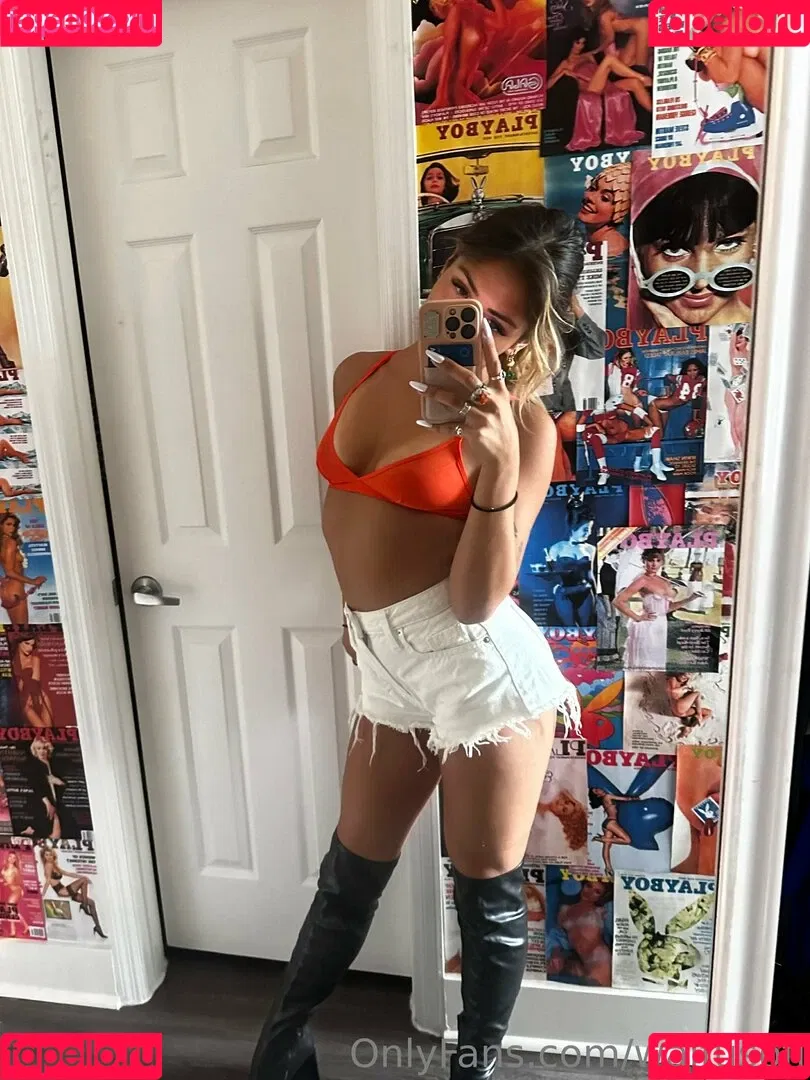 waifusofi Onlyfans Photo Gallery 