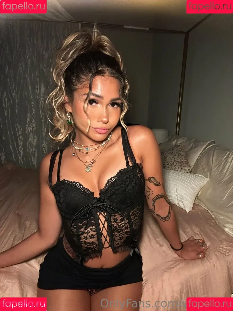 waifusofi Onlyfans Photo Gallery 