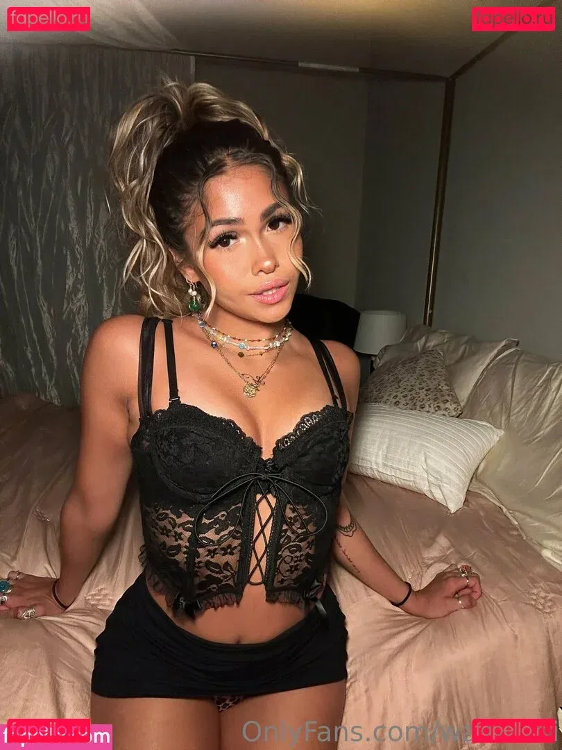 waifusofi Onlyfans Photo Gallery 