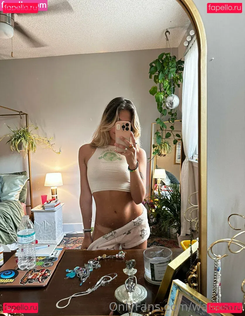 waifusofi Onlyfans Photo Gallery 