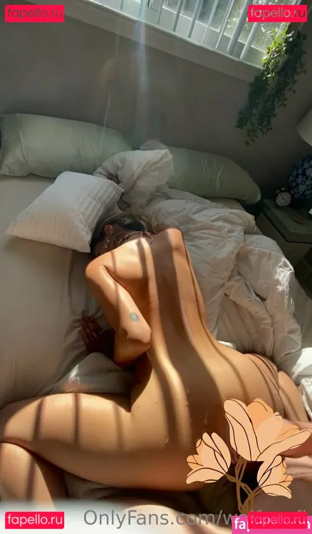 waifusofi Onlyfans Photo Gallery 