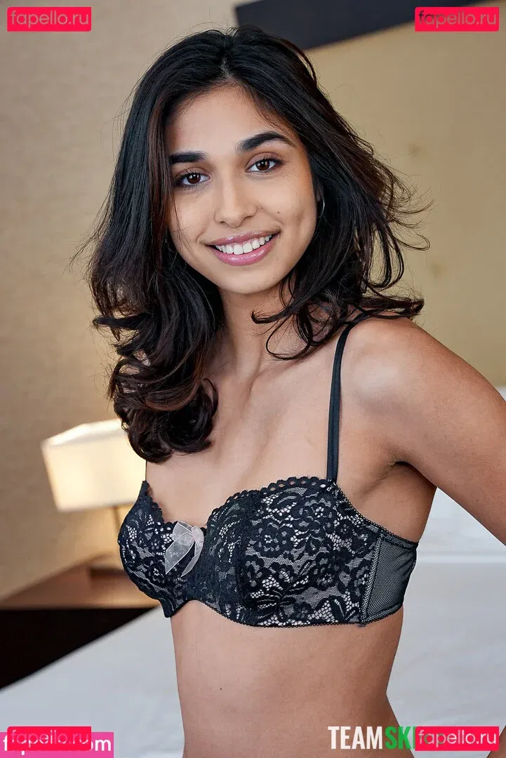 Reina Rae Onlyfans Photo Gallery 