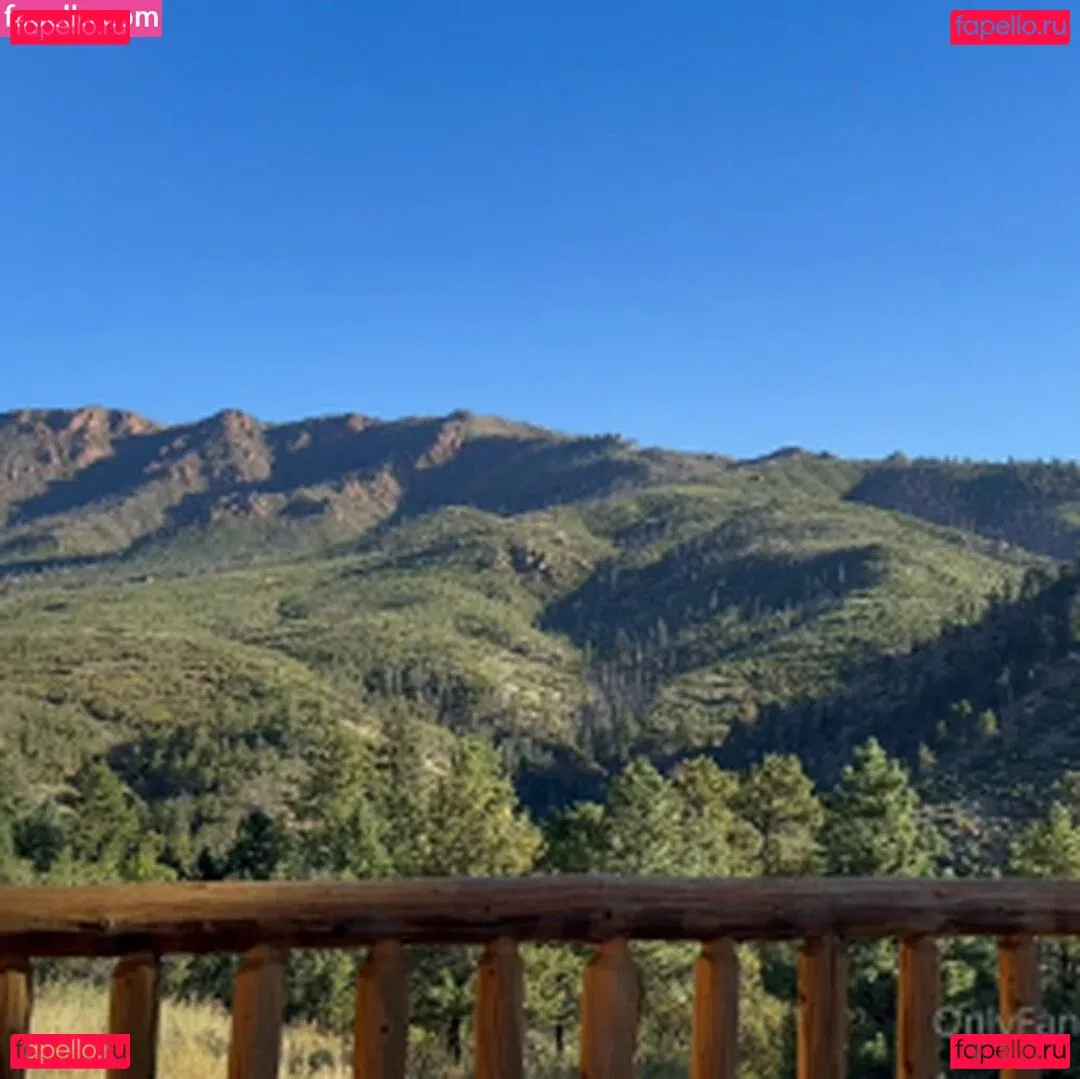 Reina Rae Onlyfans Photo Gallery 