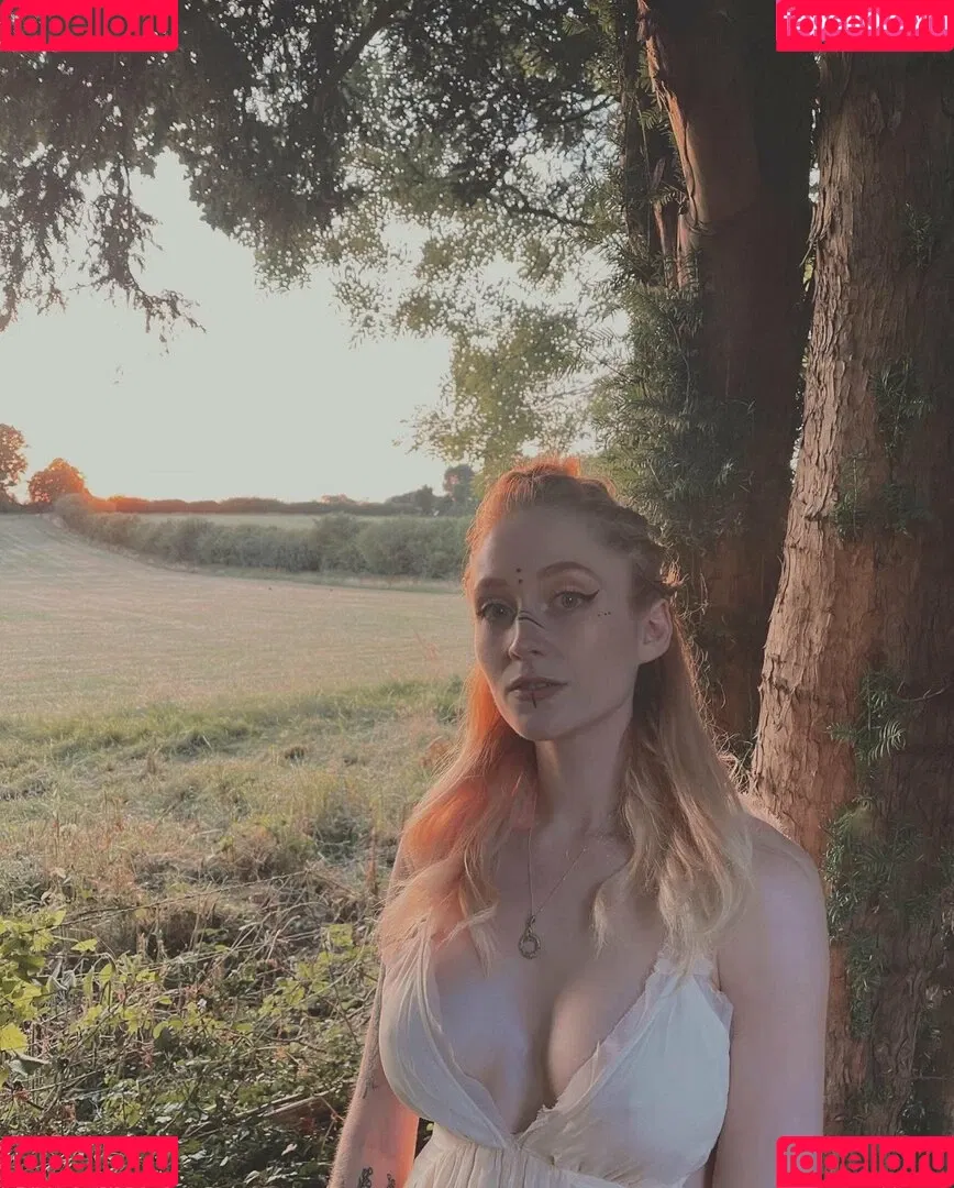 Janet Devlin Onlyfans Photo Gallery 