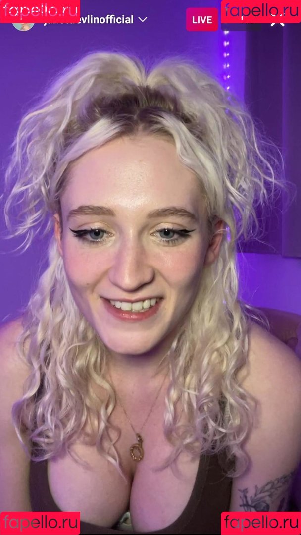 Janet Devlin Onlyfans Photo Gallery 