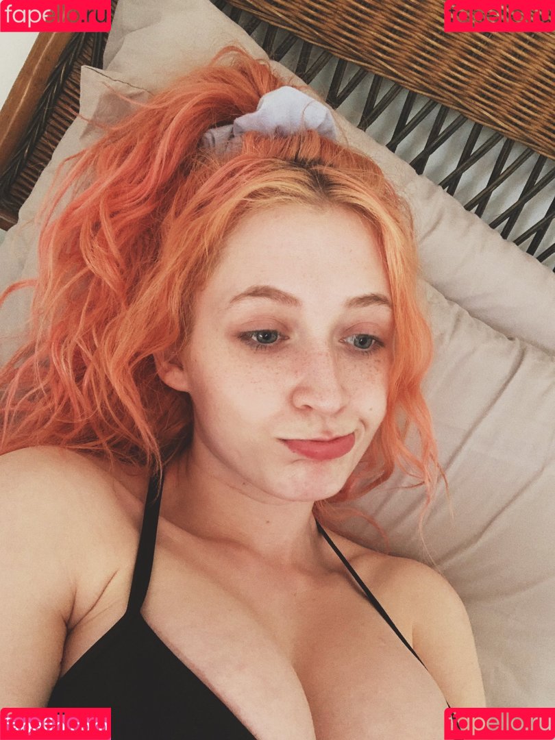 Janet Devlin Onlyfans Photo Gallery 