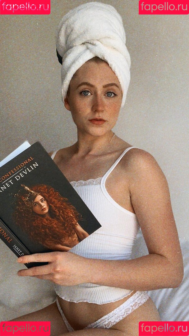 Janet Devlin Onlyfans Photo Gallery 