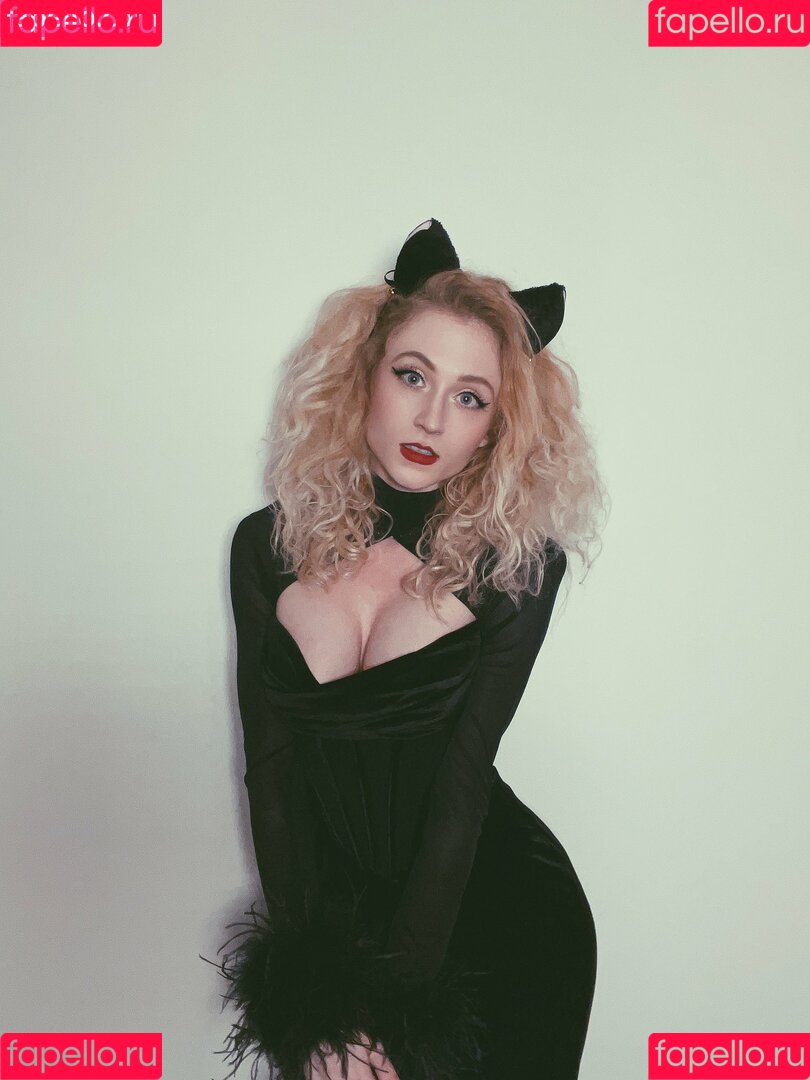 Janet Devlin Onlyfans Photo Gallery 