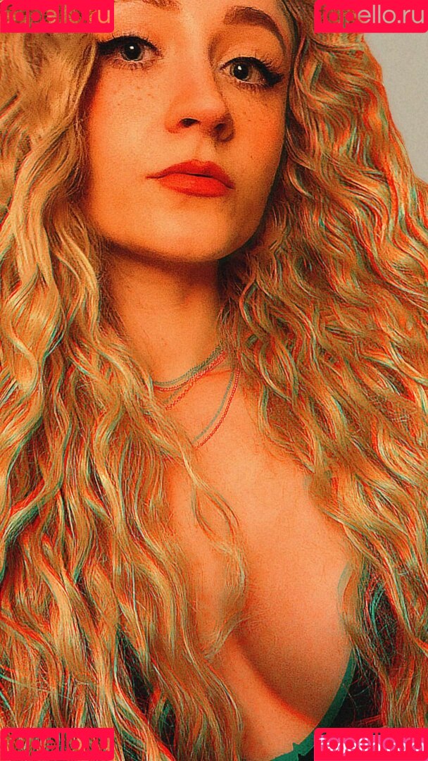 Janet Devlin Onlyfans Photo Gallery 