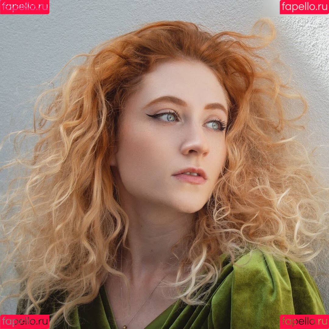 Janet Devlin Onlyfans Photo Gallery 