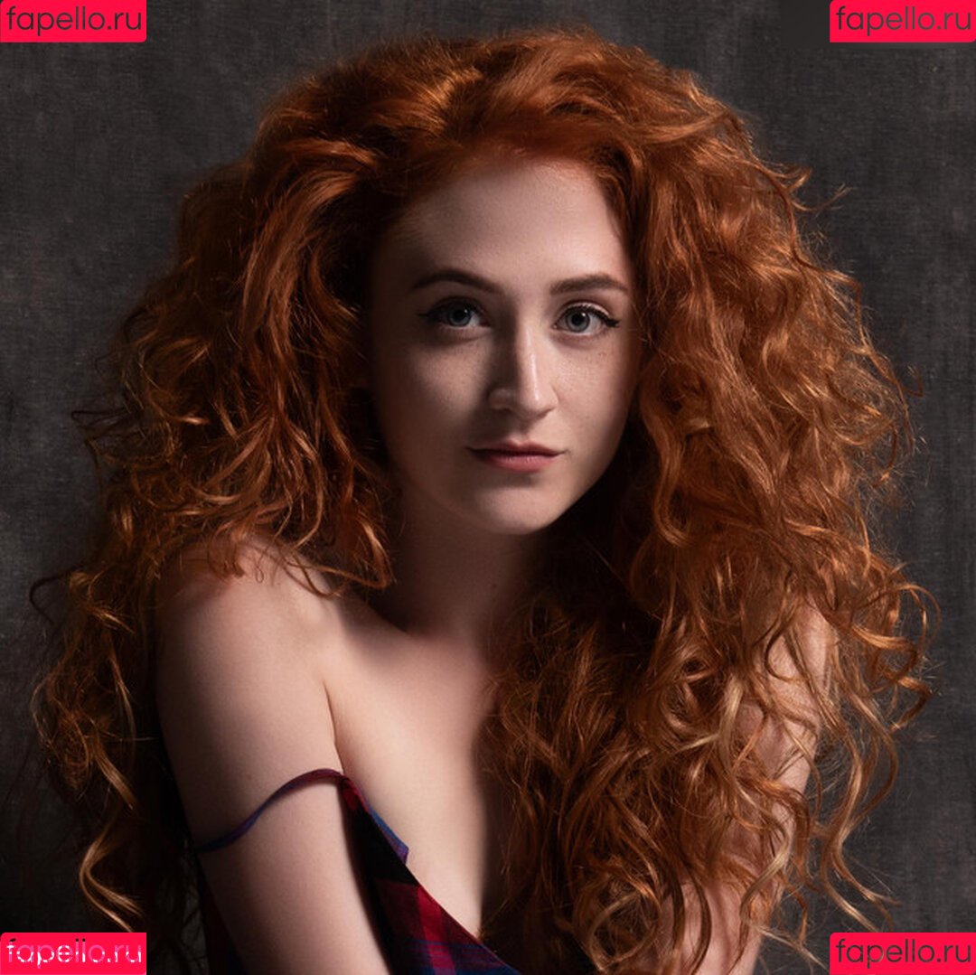 Janet Devlin Onlyfans Photo Gallery 