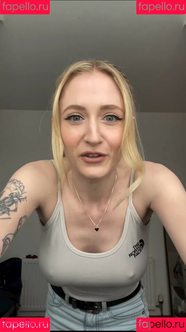 Janet Devlin Onlyfans Photo Gallery 