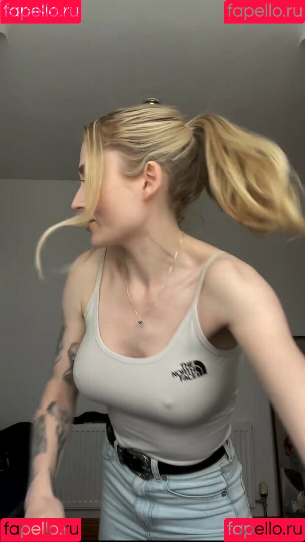 Janet Devlin Onlyfans Photo Gallery 