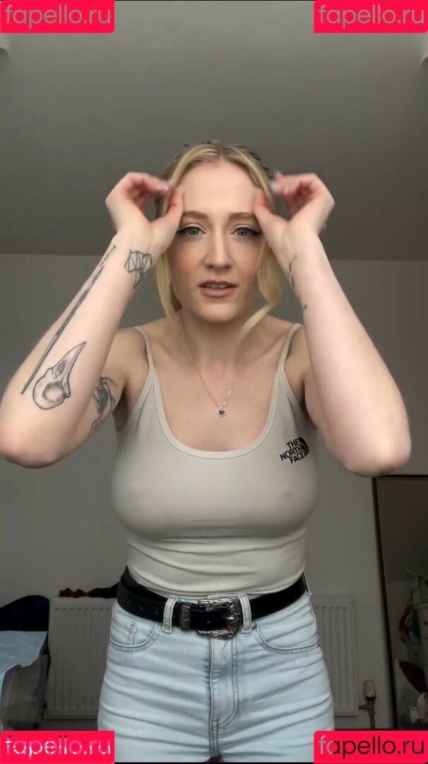 Janet Devlin Onlyfans Photo Gallery 