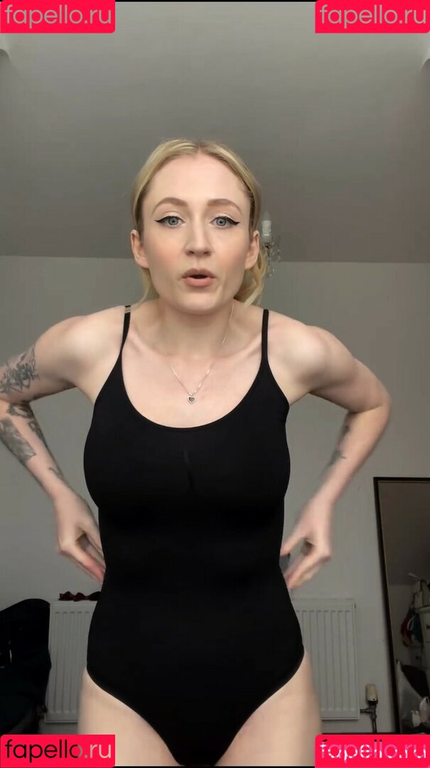 Janet Devlin Onlyfans Photo Gallery 