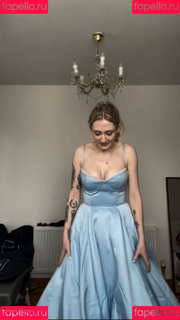 Janet Devlin Onlyfans Photo Gallery 