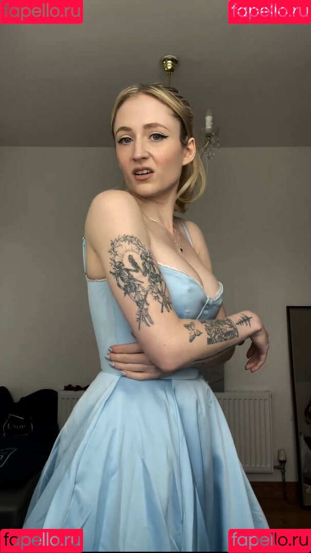 Janet Devlin Onlyfans Photo Gallery 