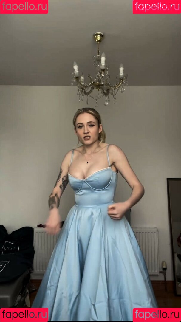 Janet Devlin Onlyfans Photo Gallery 