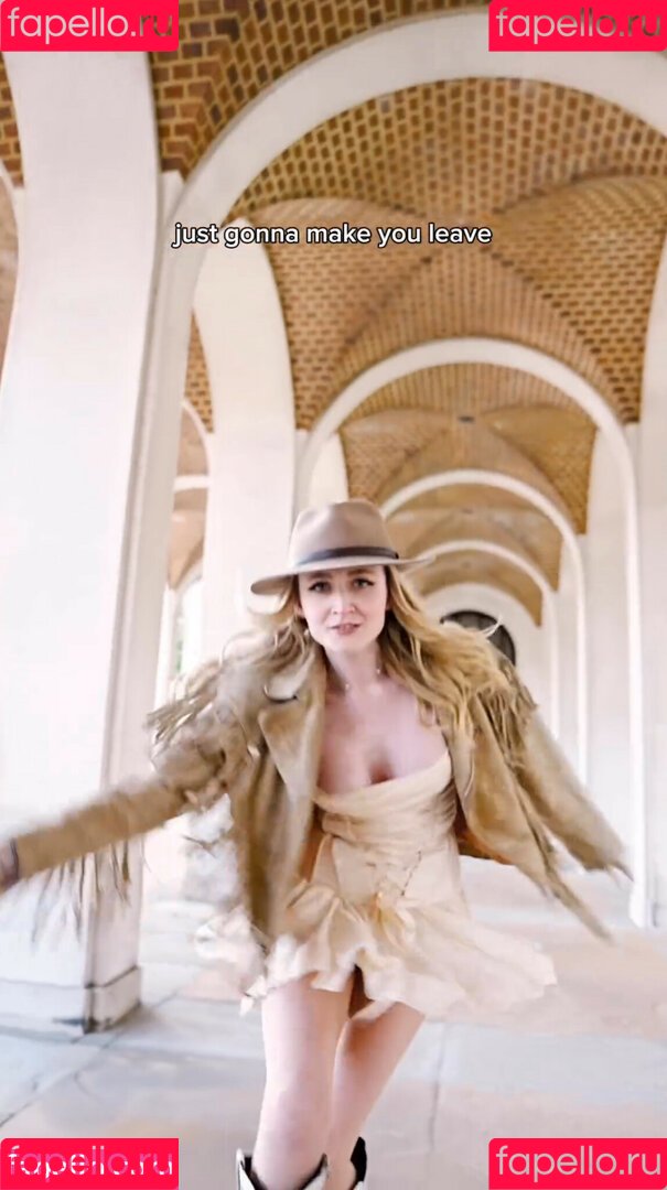 Janet Devlin Onlyfans Photo Gallery 