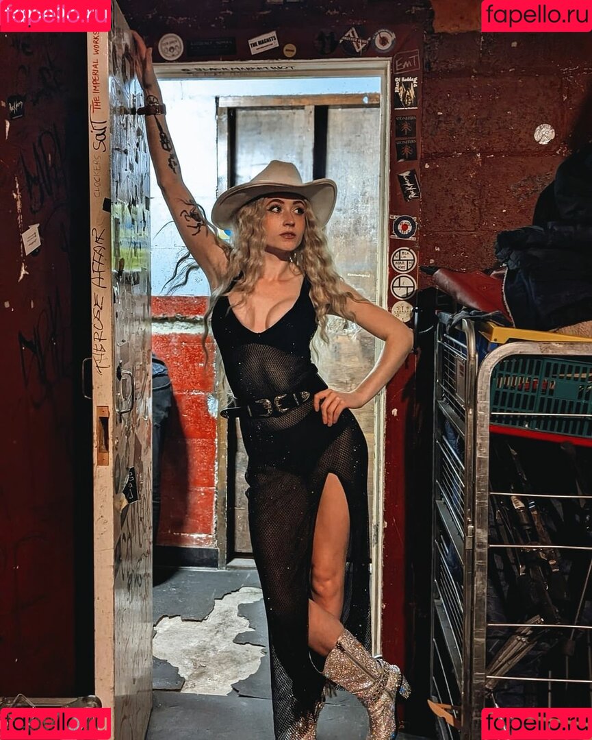 Janet Devlin Onlyfans Photo Gallery 